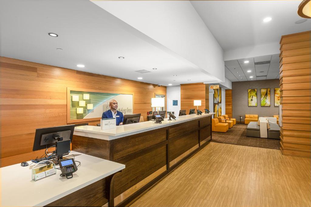 Holiday Inn San Francisco - Golden Gateway, an IHG Hotel